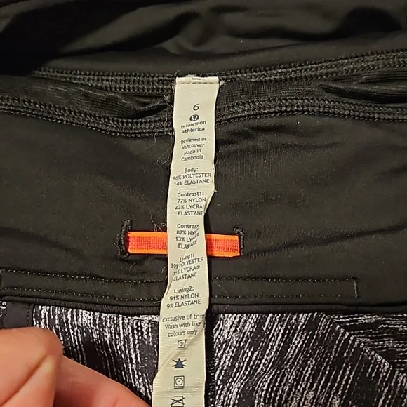 🐰Lululemon Speed Short in Dramatic Static - Picture 5 of 15